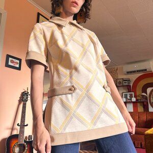 1960s MOD argyle print yellow and grey collared dagger collar short sleeved blou